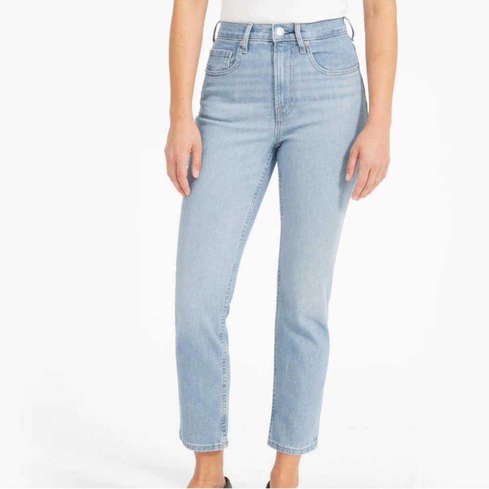 Everlane Original Cheeky Jean, sky blue, size 25